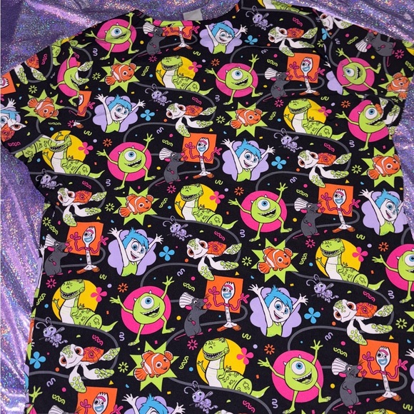 Pixar Scrub Top - Picture 2 of 5
